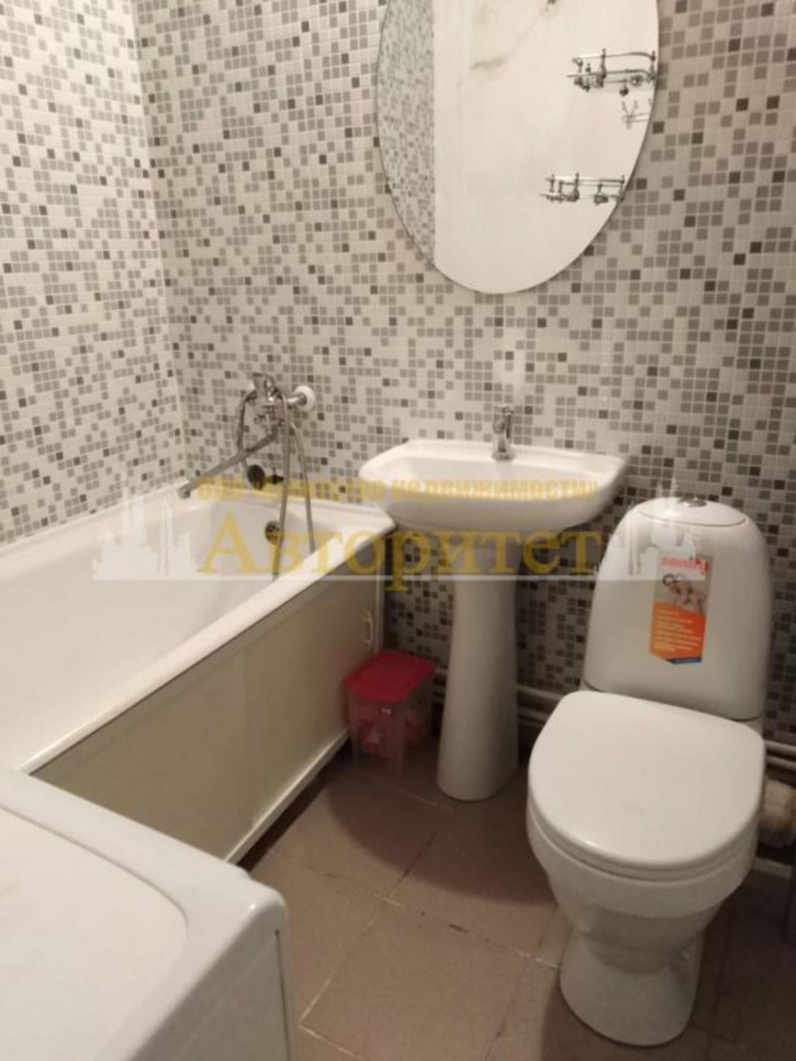 1-комн квартира Молодогвардейцев, 28