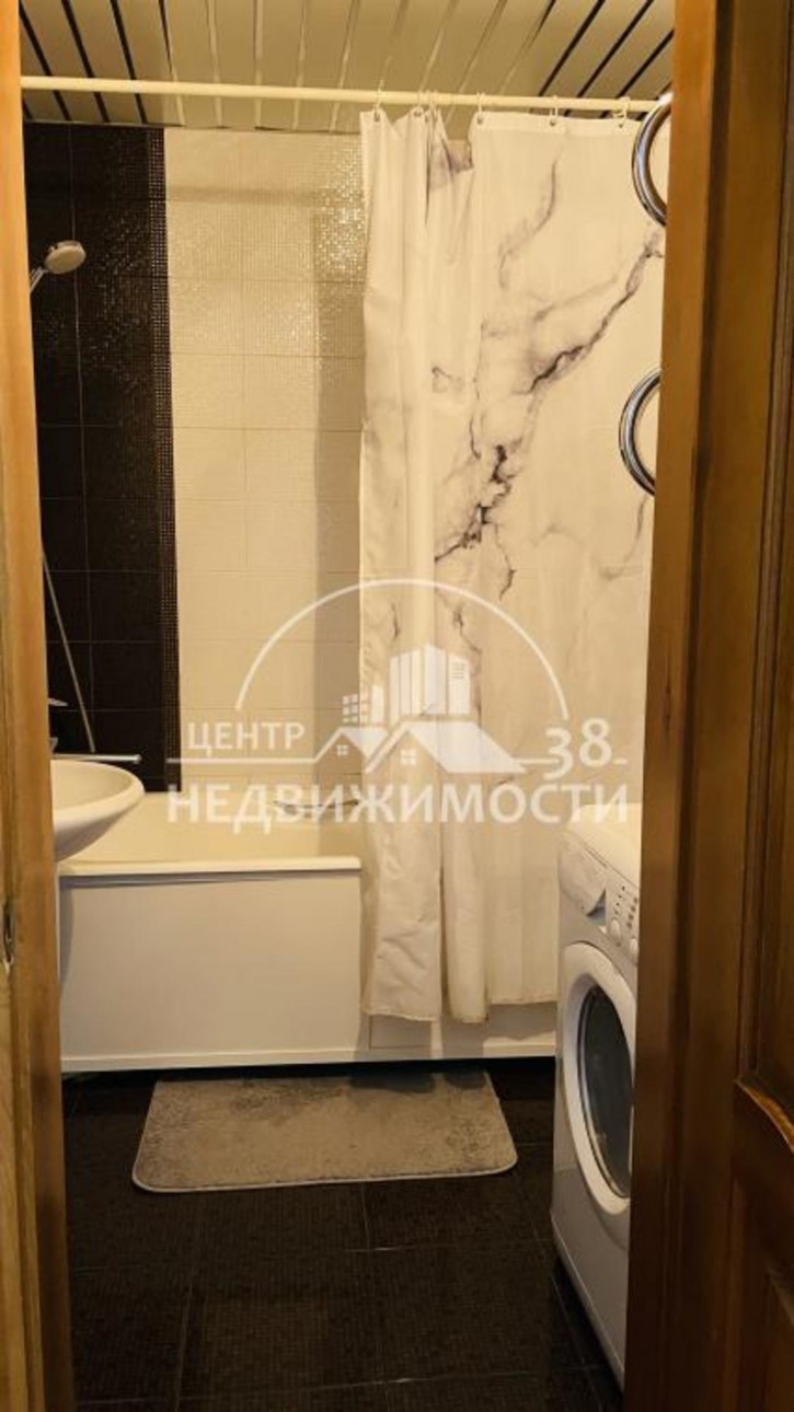 3-комн квартира Депутатская, 40