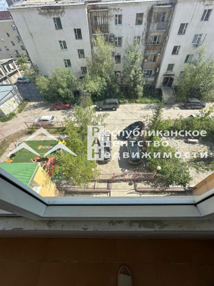 4-комн квартира Орджоникидзе, 43