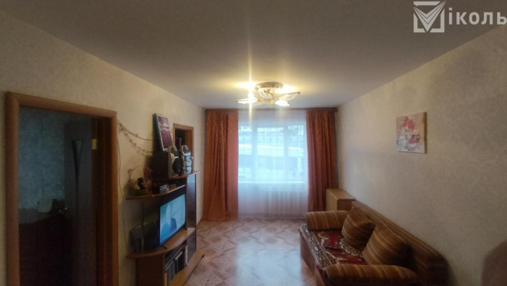 3-комн квартира Ярославского, 290