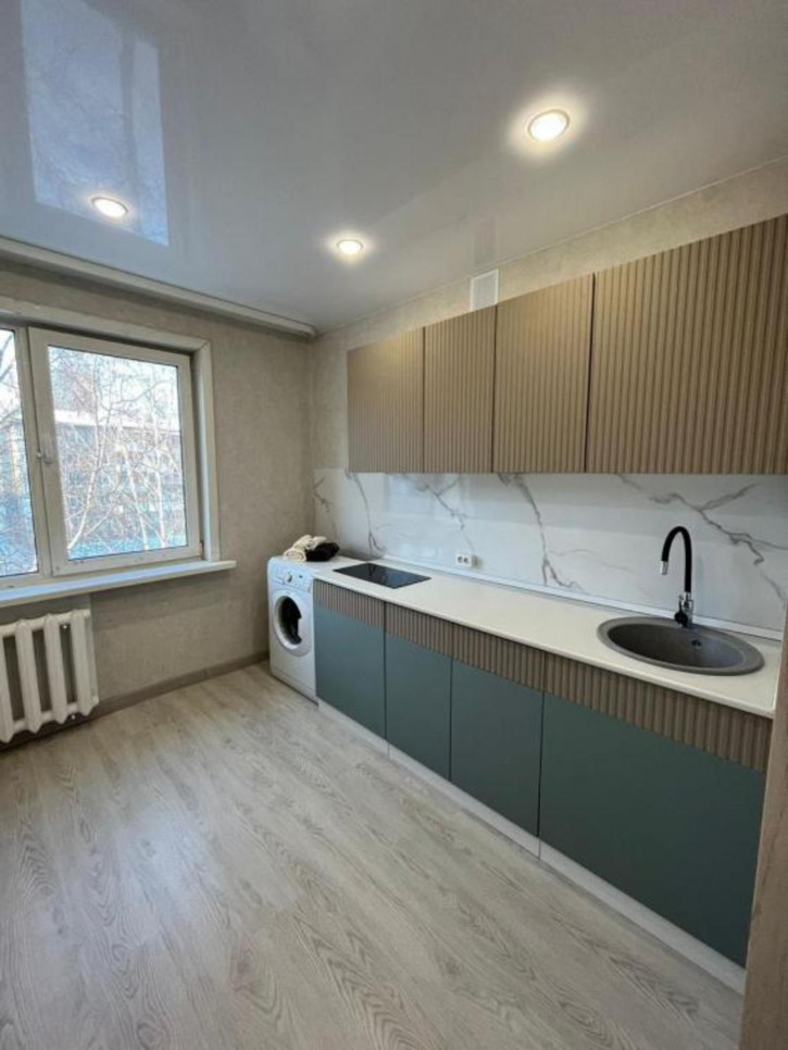 2-комн квартира Баумана, 211