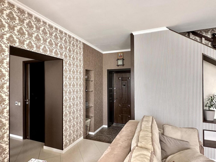 5-комн квартира Советский микрорайон, 44