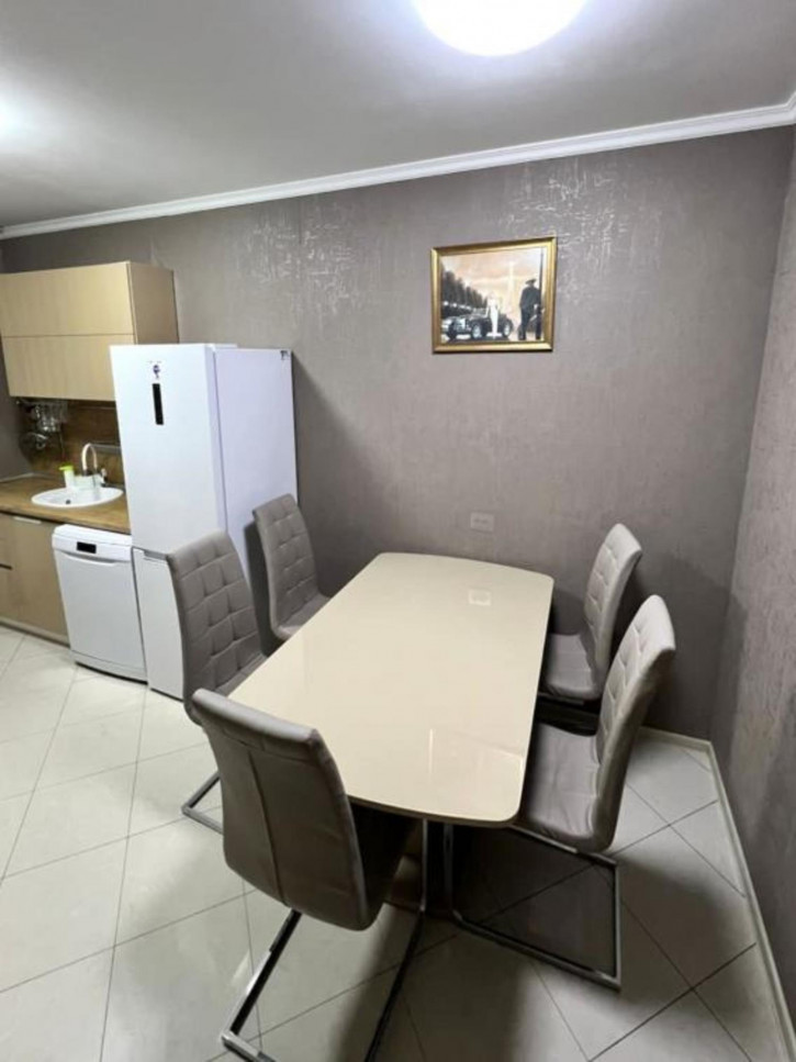 5-комн квартира Советский микрорайон, 44