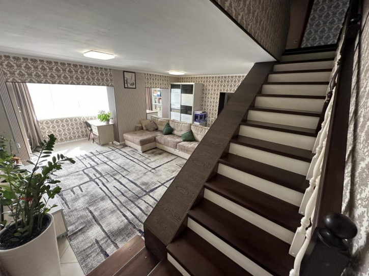 5-комн квартира Советский микрорайон, 44