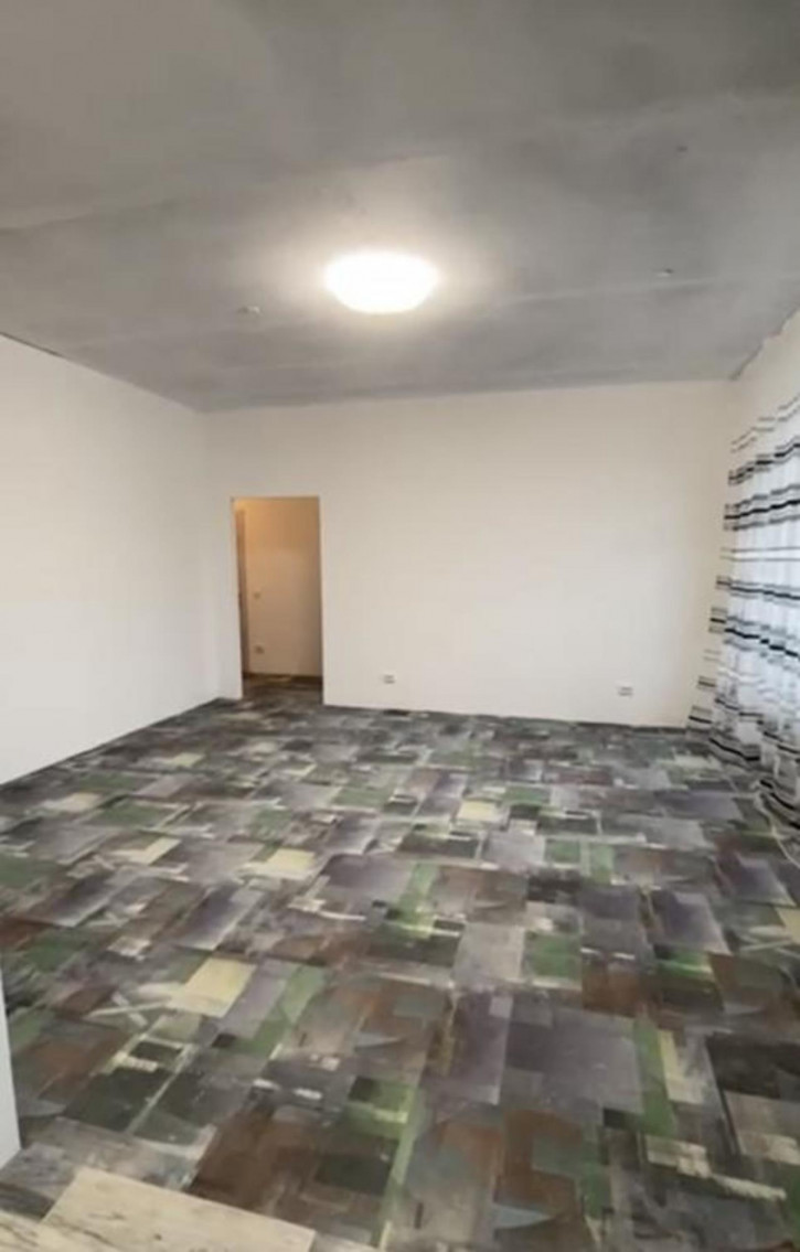 2-комн квартира Ленинградский микрорайон, 53