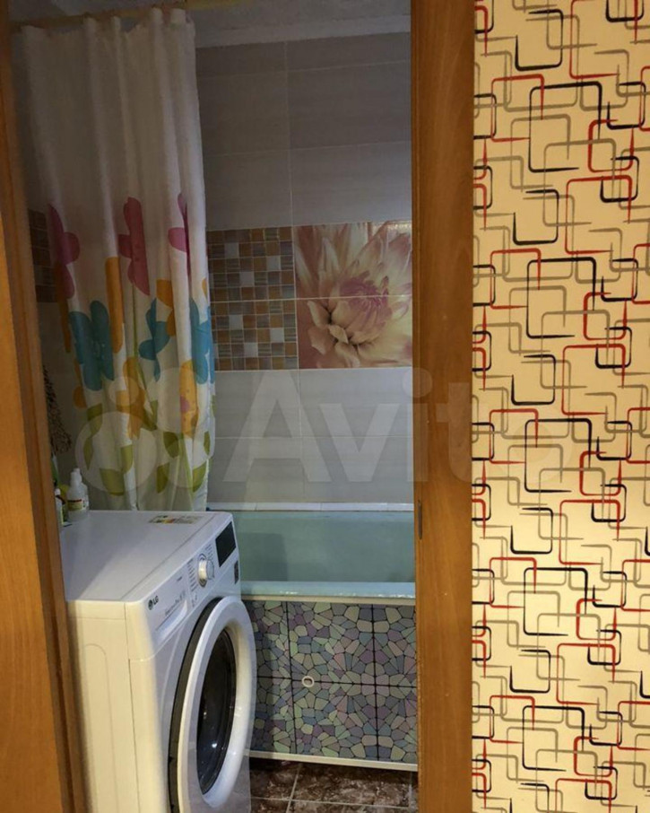 3-комн квартира Дружбы Народов пр-кт, 36