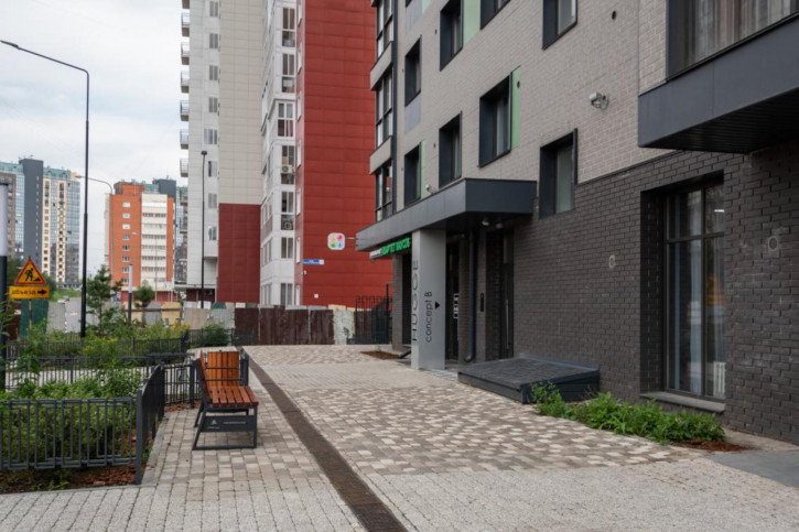 3-комн квартира Дальневосточная, 166/6