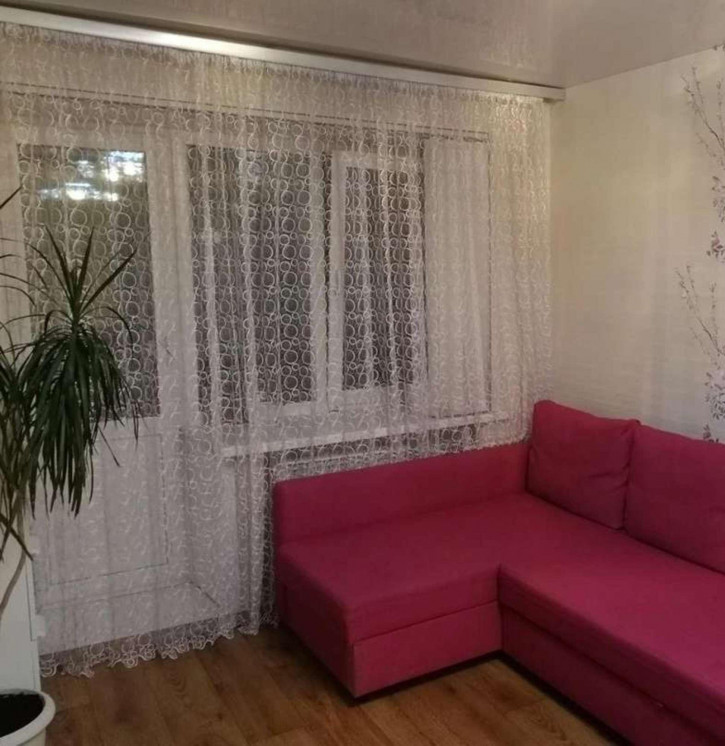 2-комн квартира Промышленности улица, 296