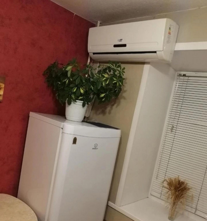 2-комн квартира Промышленности улица, 296