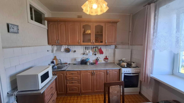 2-комн квартира Султанова ул, 24