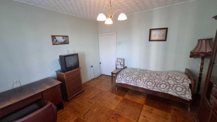 2-комн квартира Султанова ул, 24