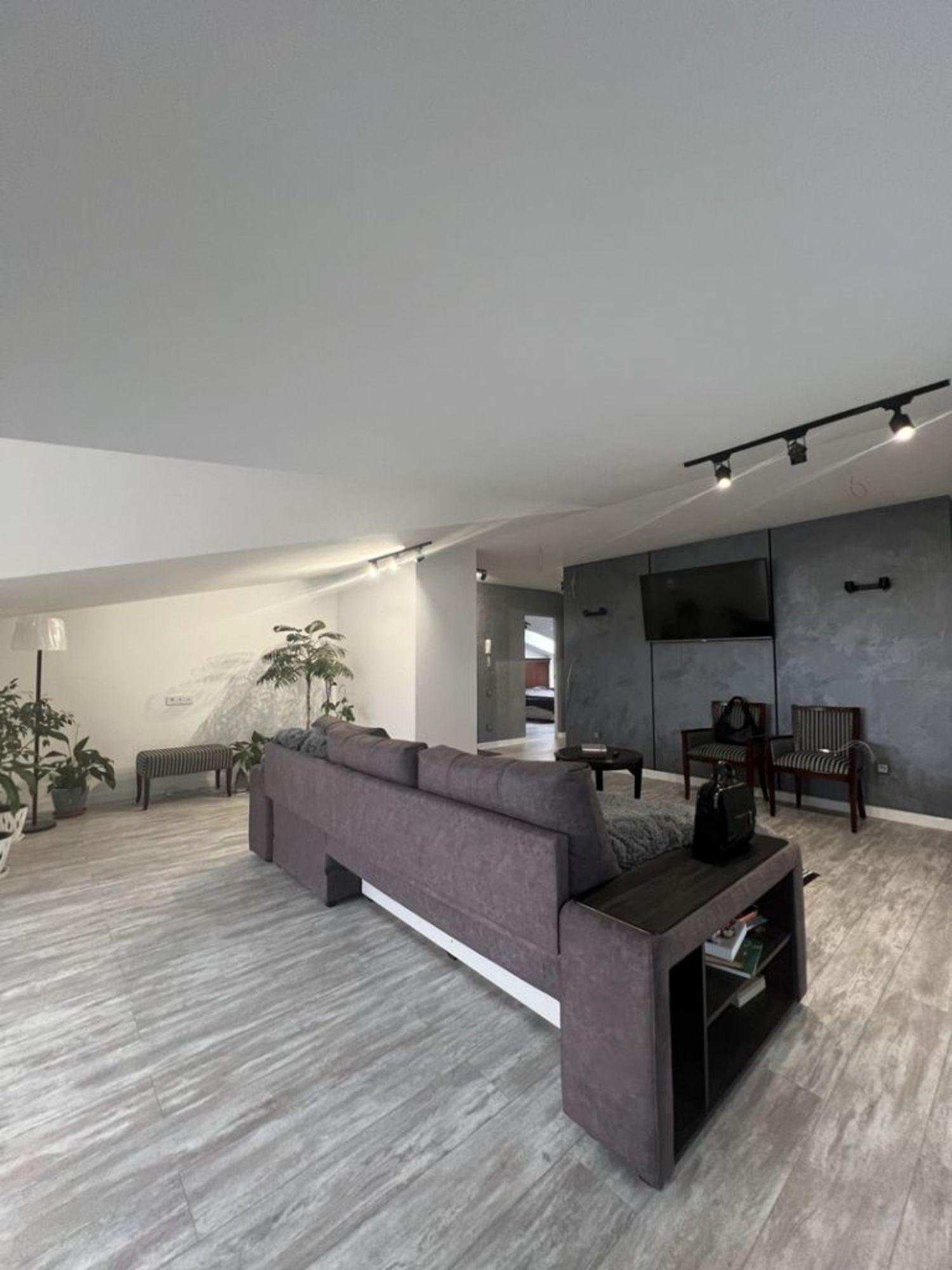 Купить квартиру за 13 000 000 рублей на Бунимовича ул, 19/8