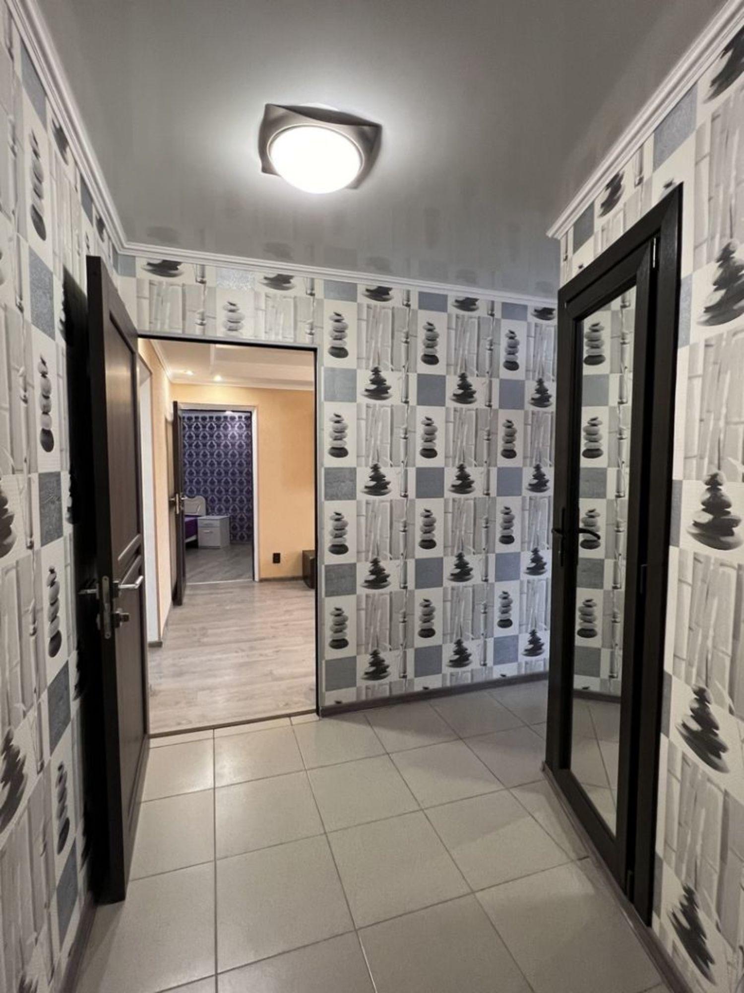 Купить квартиру за 8 000 000 рублей на Бутырина ул, 2