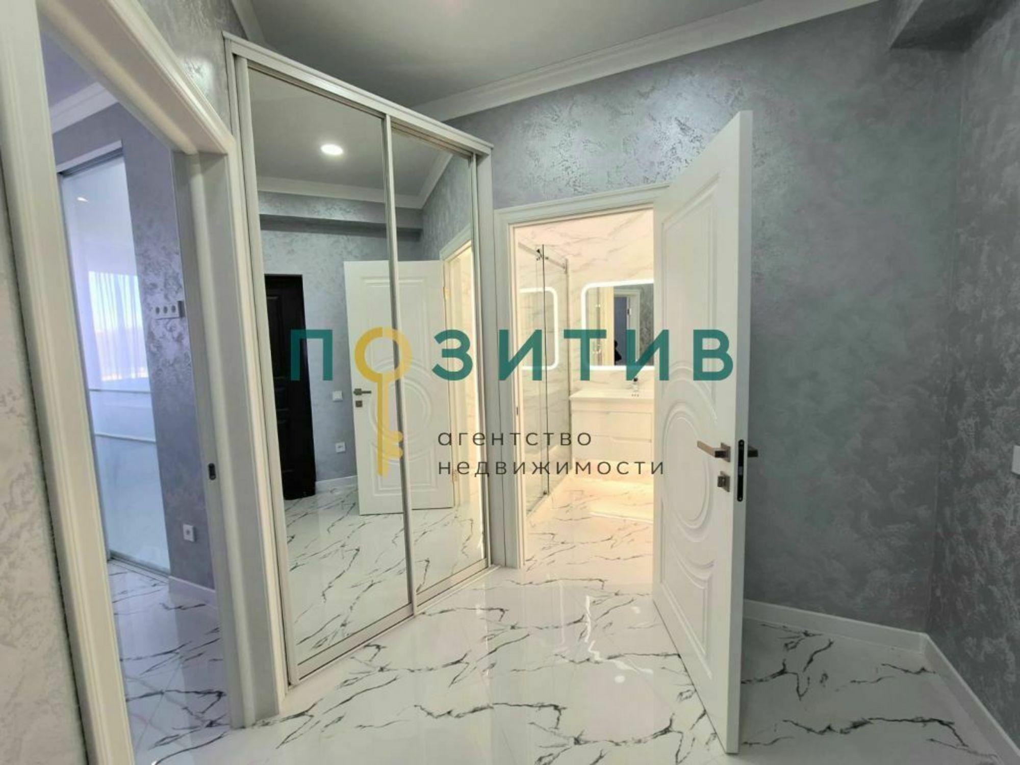 Купить квартиру за 12 200 000 рублей на Адмиральского ул, 1А