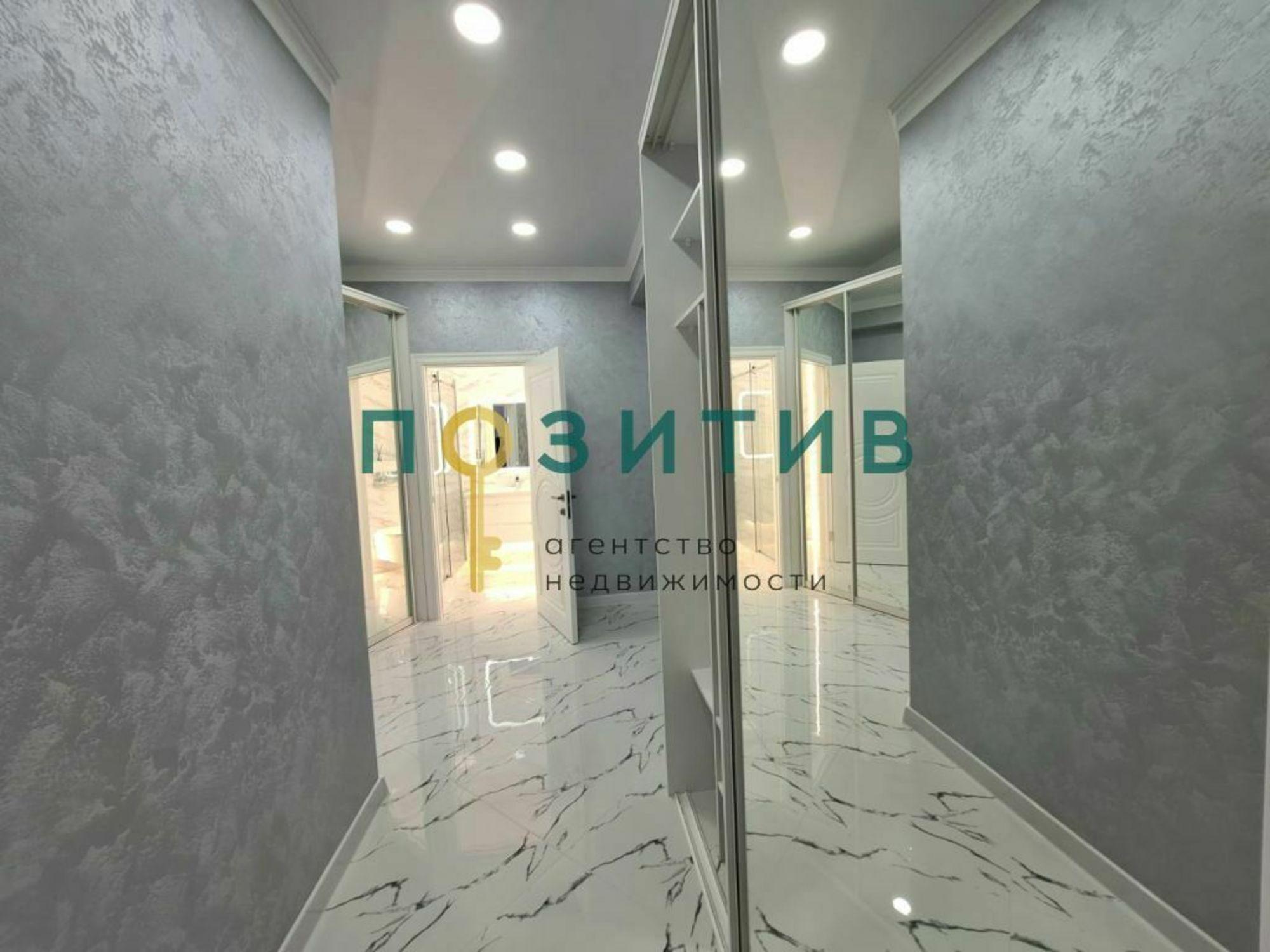 Купить квартиру за 12 200 000 рублей на Адмиральского ул, 1А