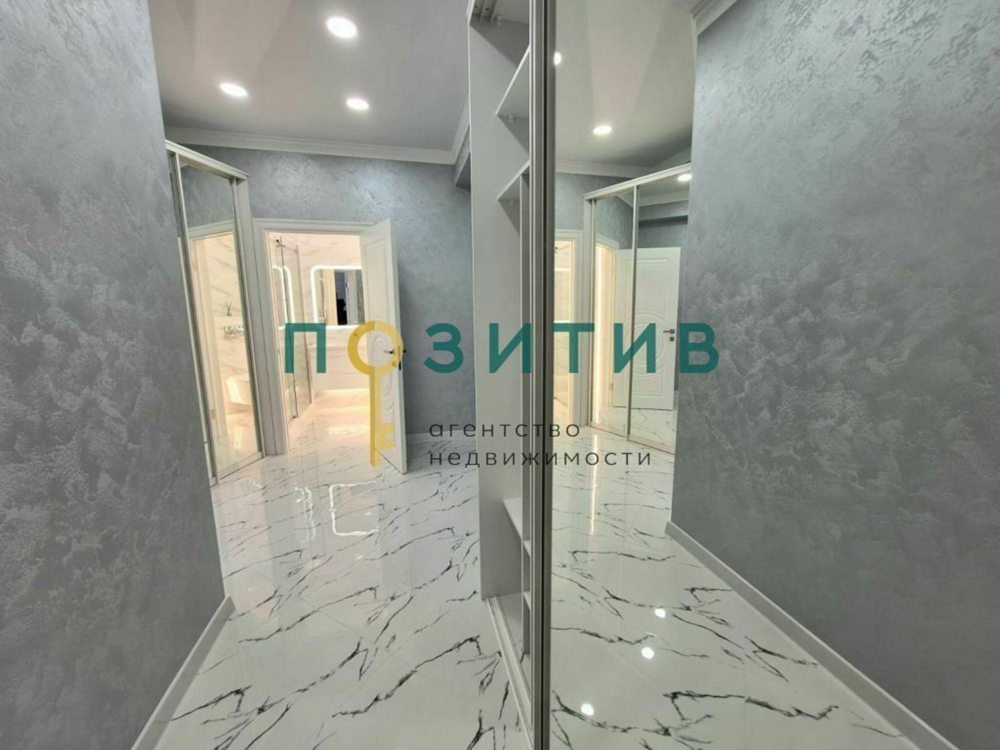 Купить квартиру за 12 200 000 рублей на Адмиральского ул, 1А