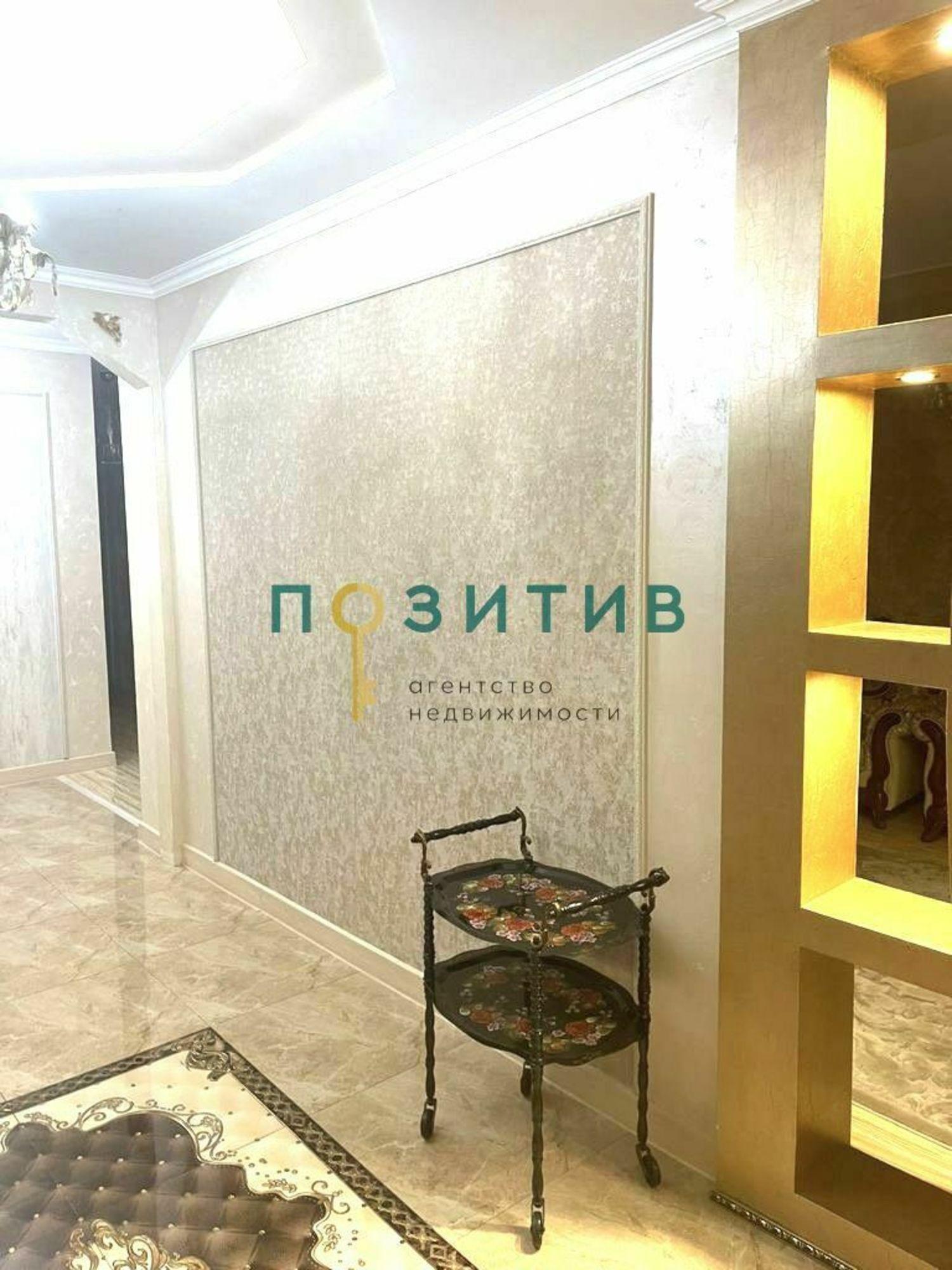 Купить квартиру за 10 000 000 рублей на Орджоникидзе ул, 88к2