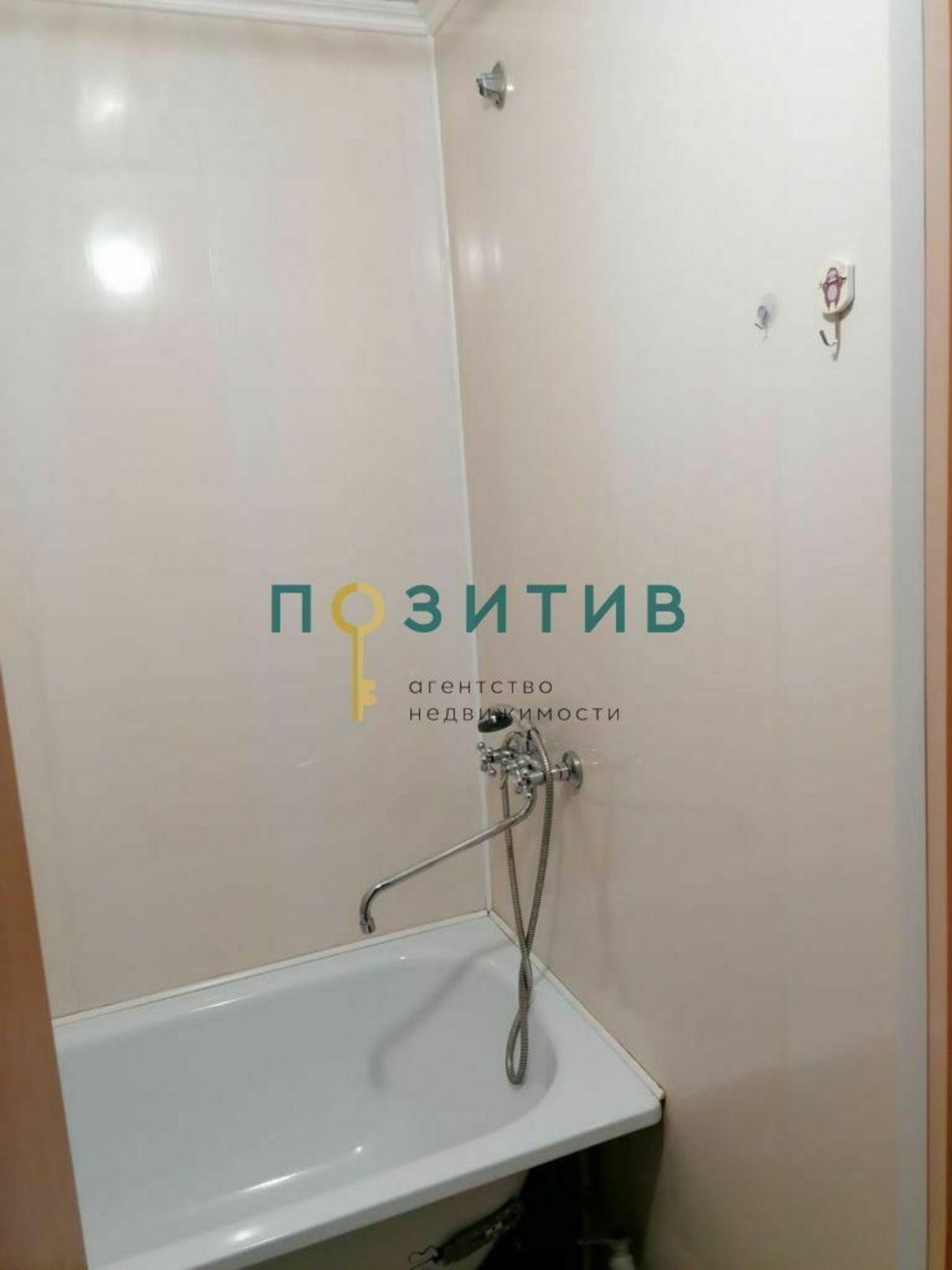 Купить квартиру за 3 000 000 рублей на Адмиральского ул, 2к2