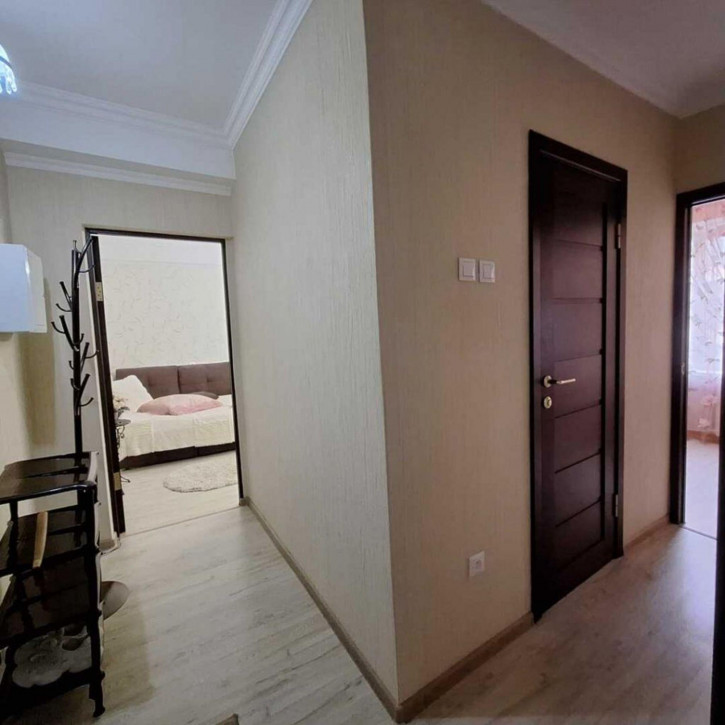 2-комн квартира Аллея Строителей ул, 8