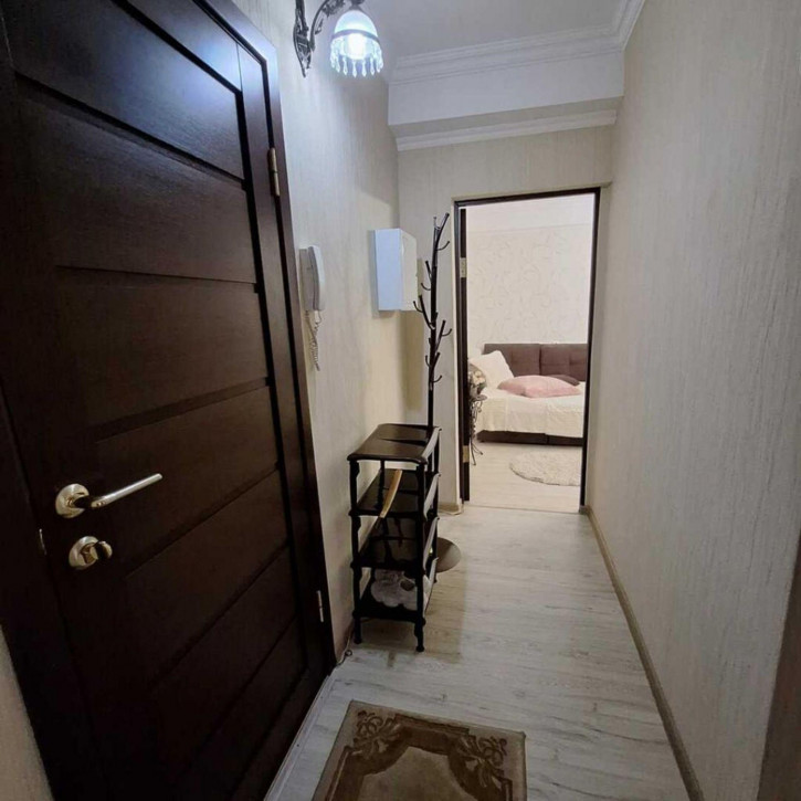2-комн квартира Аллея Строителей ул, 8