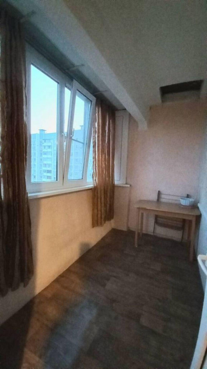 2-комн квартира Новоселов ул, 6