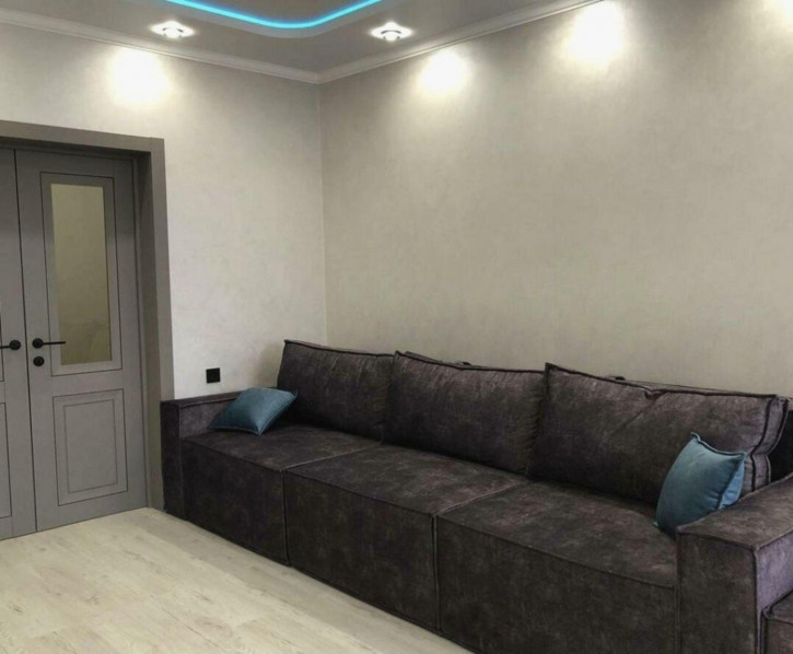 2-комн квартира Панагюриште ул, 4