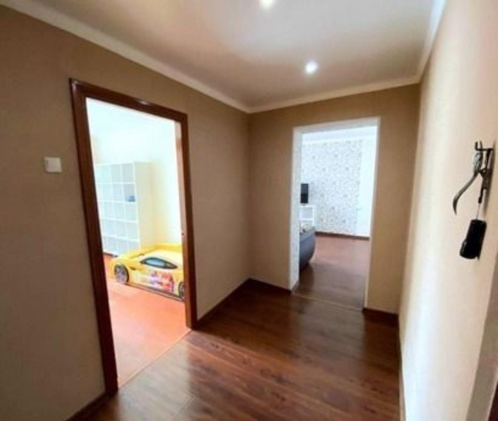 2-комн квартира Дружбы ул, 27