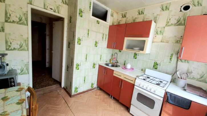 3-комн квартира Дружбы ул, 32