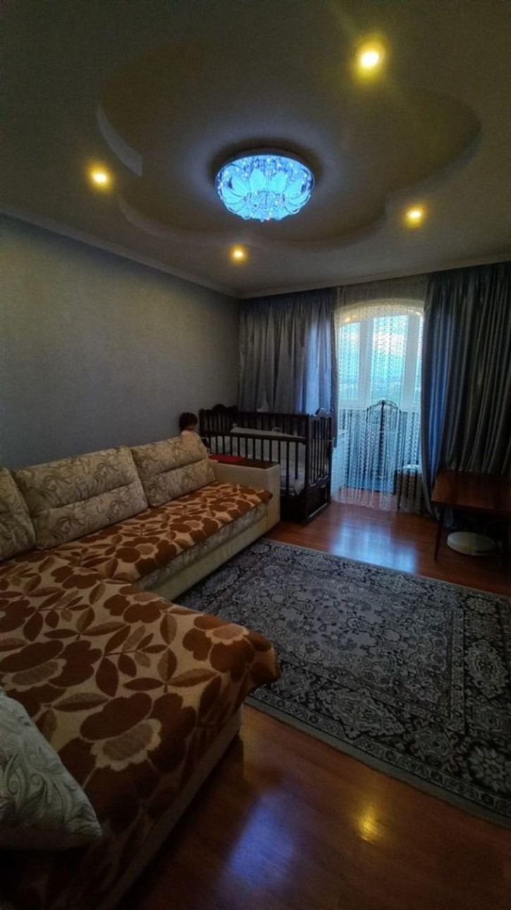 3-комн квартира Анджиевского ул, 140