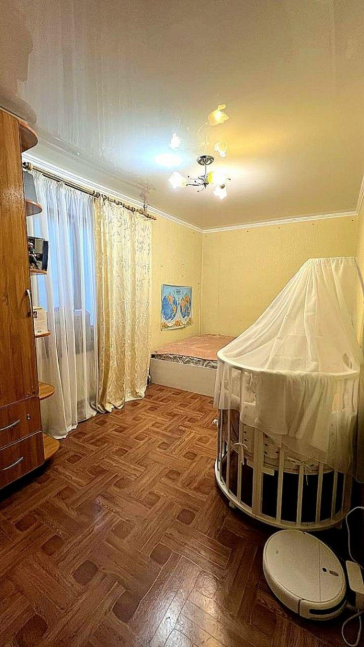 2-комн квартира 50 лет Октября ул, 28