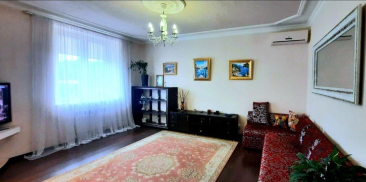2-комн квартира Коста Хетагурова ул, 105 2-комн квартира Коста Хетагурова ул, 105