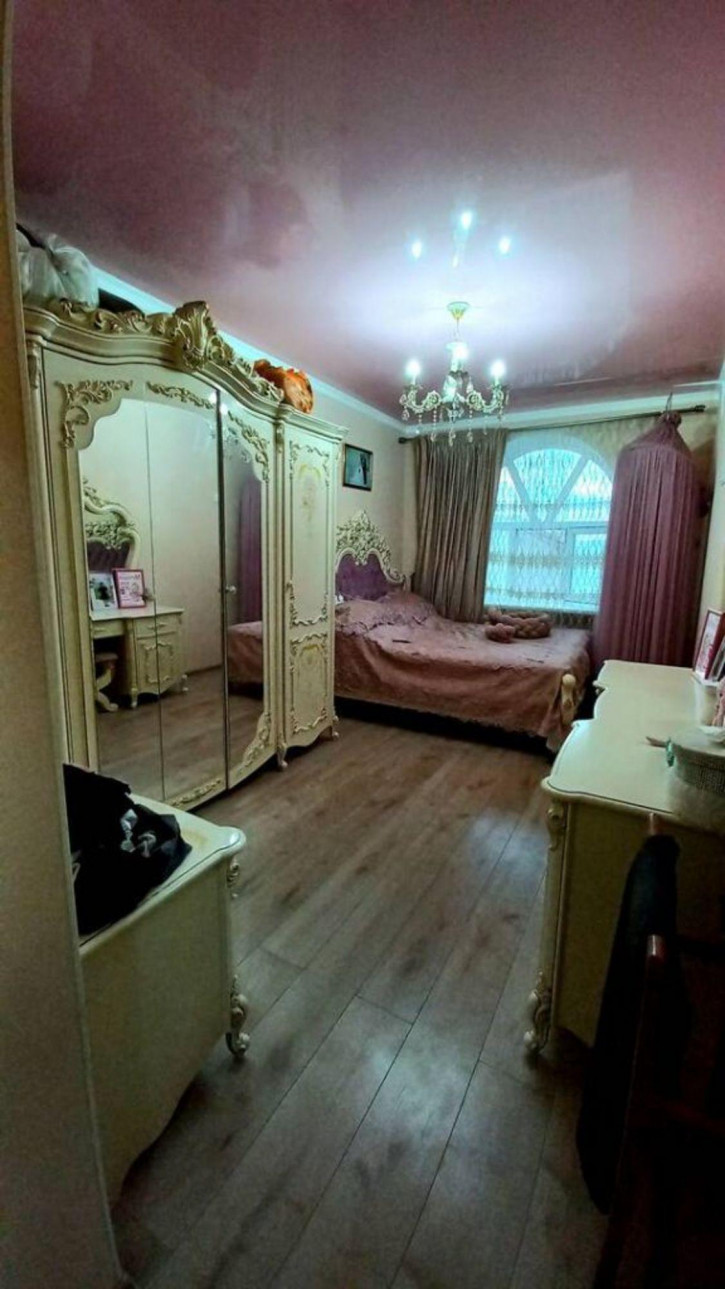 2-комн квартира Новоселов ул, 3