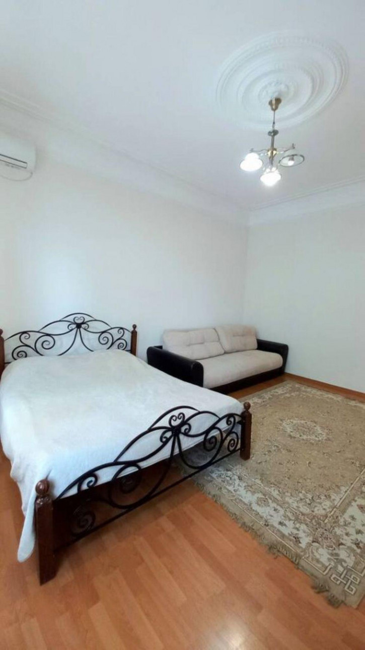2-комн квартира Мира ул, 17 2-комн квартира Мира ул, 17