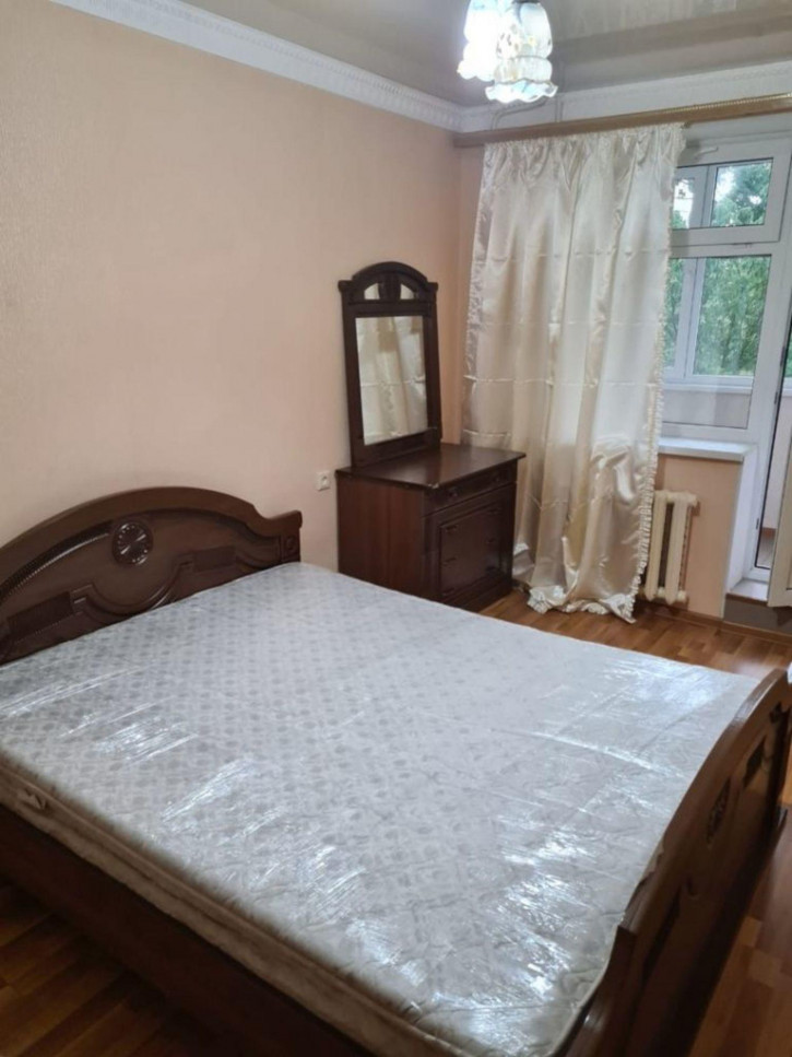 2-комн квартира Адмиральского ул, 8 2-комн квартира Адмиральского ул, 8