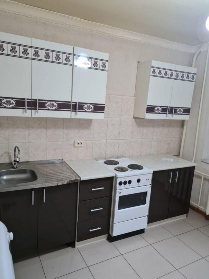2-комн квартира Адмиральского ул, 8 2-комн квартира Адмиральского ул, 8