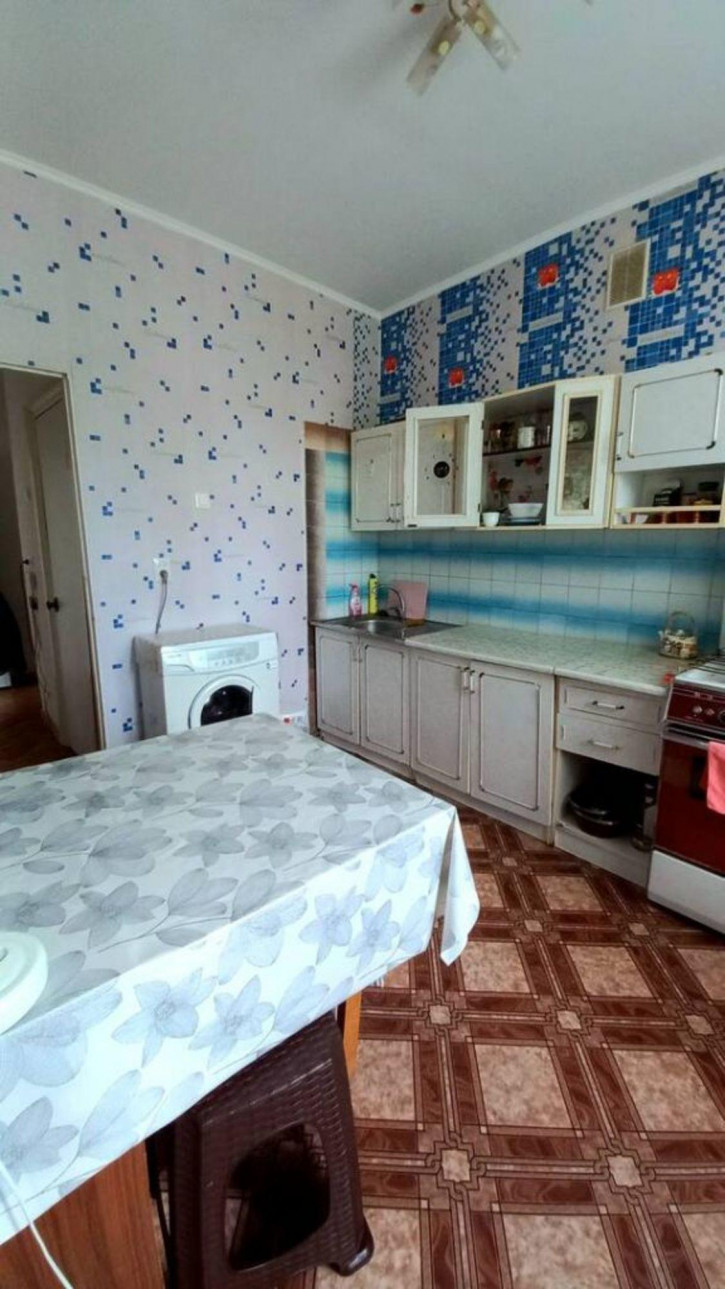 1-комн квартира Нежнова ул, 51/1 1-комн квартира Нежнова ул, 51/1
