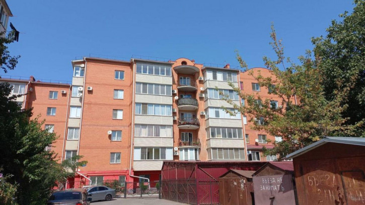 1-комн квартира Нежнова ул, 67к2
