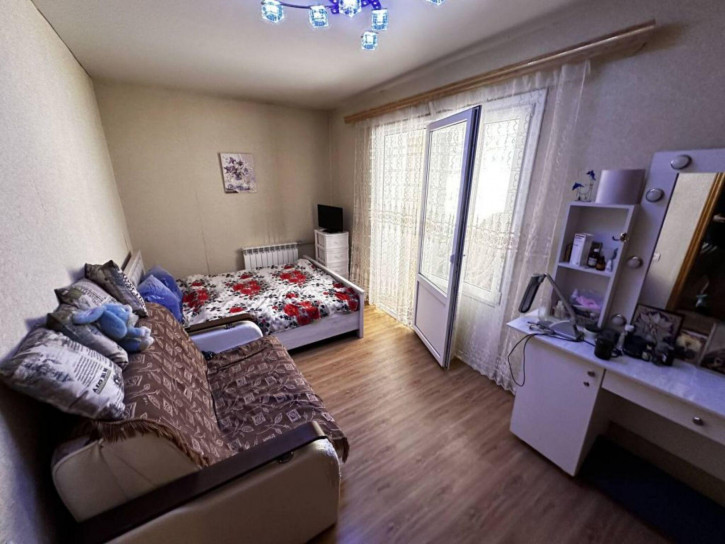 3-комн квартира Егоршина ул, 10