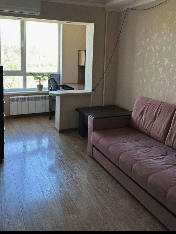 3-комн квартира Адмиральского ул, 33