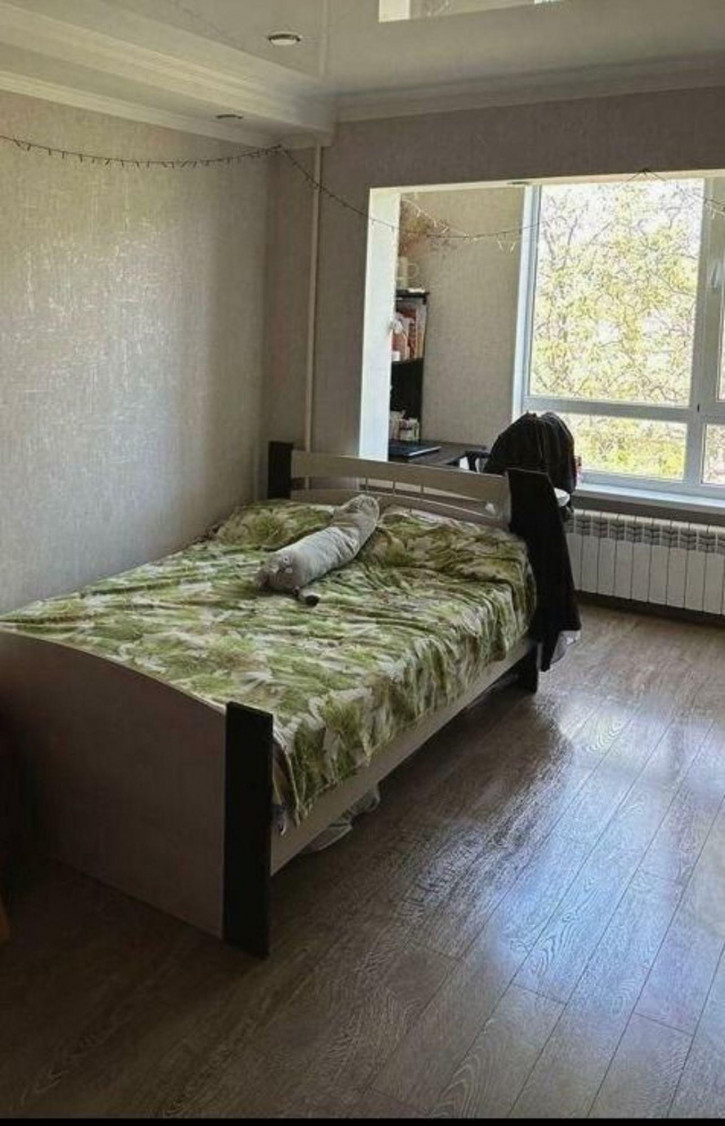 3-комн квартира Адмиральского ул, 33