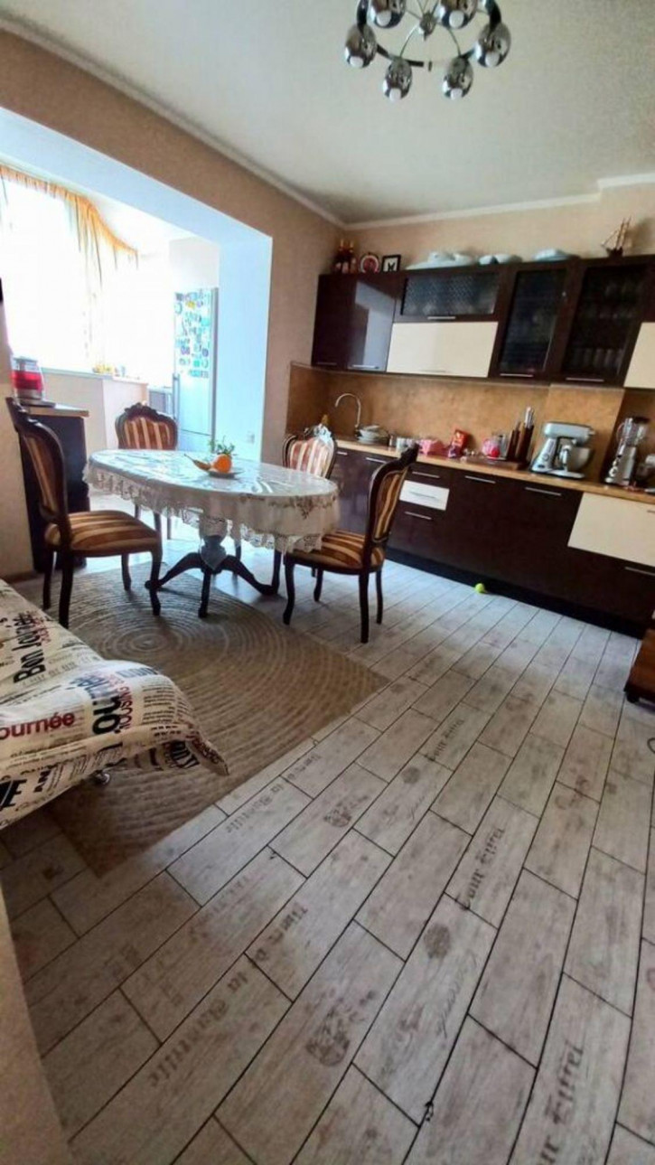 2-комн квартира Оранжерейная ул, 22/2