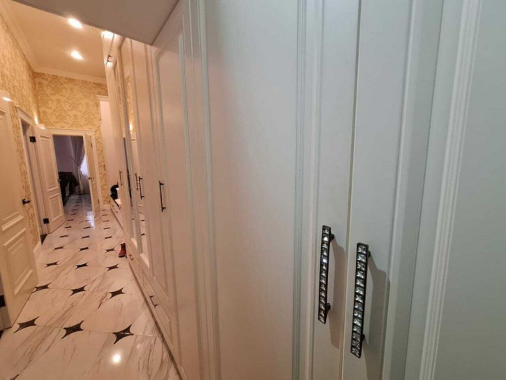 3-комн квартира Козлова ул, 22