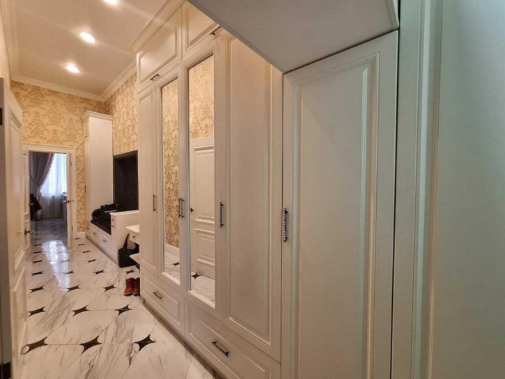 3-комн квартира Козлова ул, 22