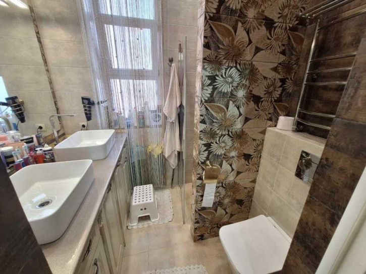 3-комн квартира Козлова ул, 22