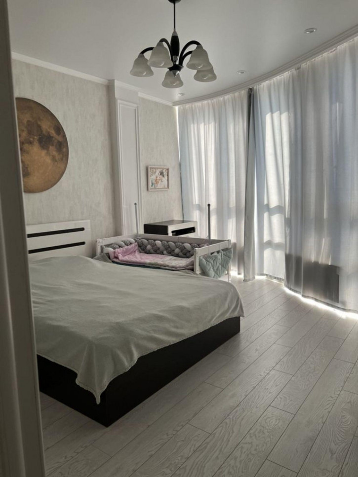 3-комн квартира Нежнова ул, 52