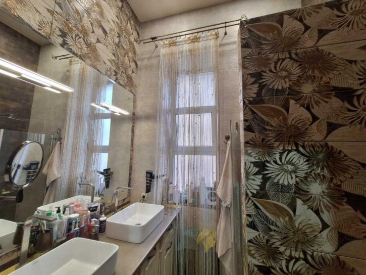 3-комн квартира Козлова ул, 22