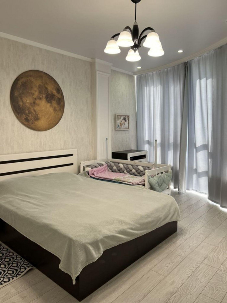 3-комн квартира Нежнова ул, 52