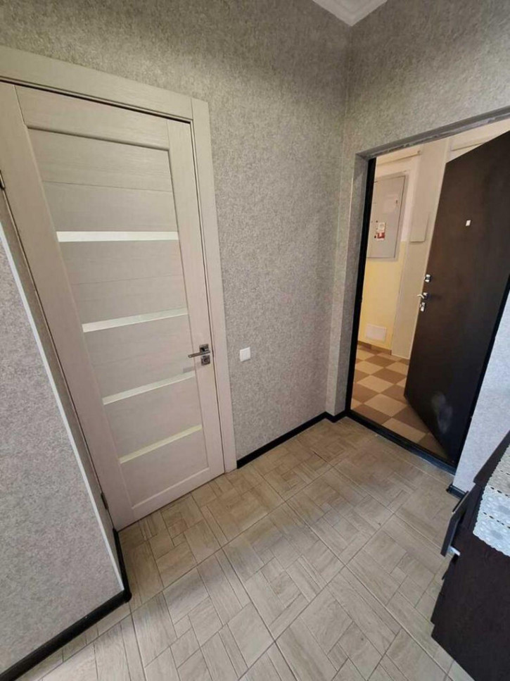 1-комн квартира Ермолова ул, 14к7