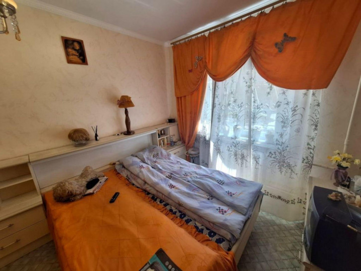 4-комн квартира Панагюриште ул, 18