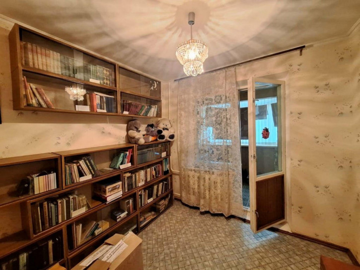 4-комн квартира Панагюриште ул, 18